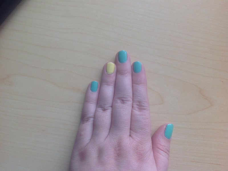 Illustration for article titled Show us your nails!